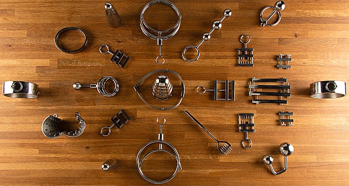 De BDSM-smederij van de Lage Landen, Damax