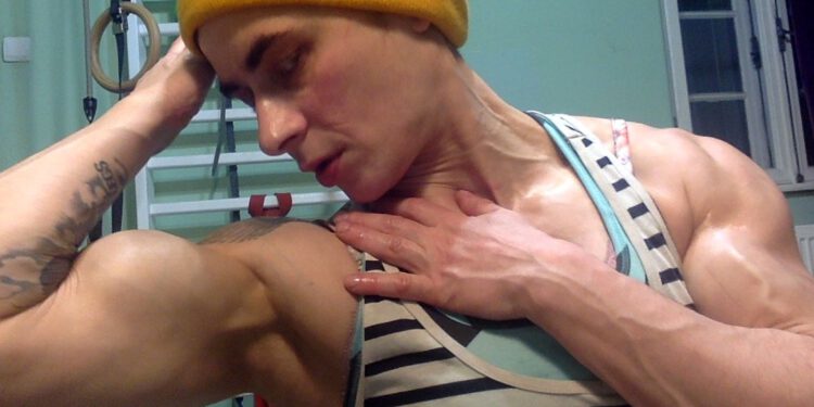 Luctor et Damnum – ik worstel en… verlies van Meesteres Emma Switch