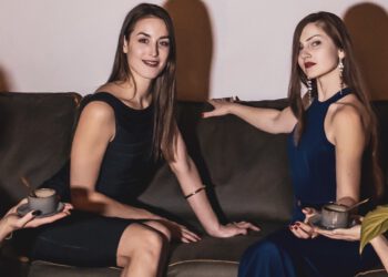 Gaan Meesteressen Athena en Manouk weer BDSM-kidnappen?