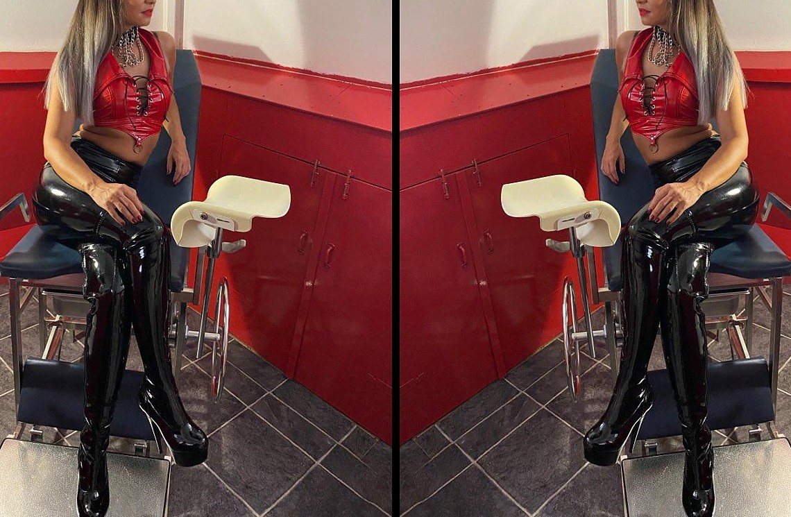 Aanbieding duosessies - Meesteres Selana is nieuw bij Secret Minds Aanbieding duosessies - Meesteres Selana