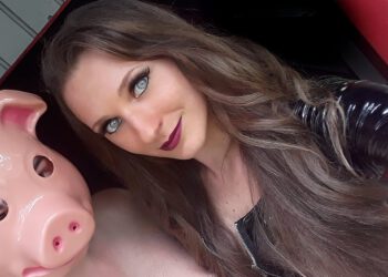 Niet op de paadjes blijven hoor! Met Meesteres Ciara (Kortrijk-B)