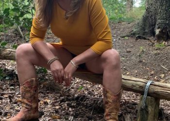 Queen Jazz beantwoordt een vraag: Wat is Findom?