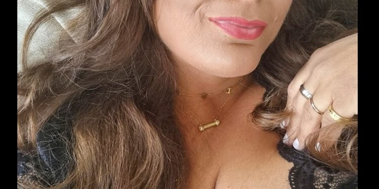 Kan je Dominatrix Tracy Sugar ook live bezoeken?