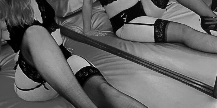 Nieuw en jong! Lady Liona uit Alkmaar en L’warden, (nu nog) voor soft-SM