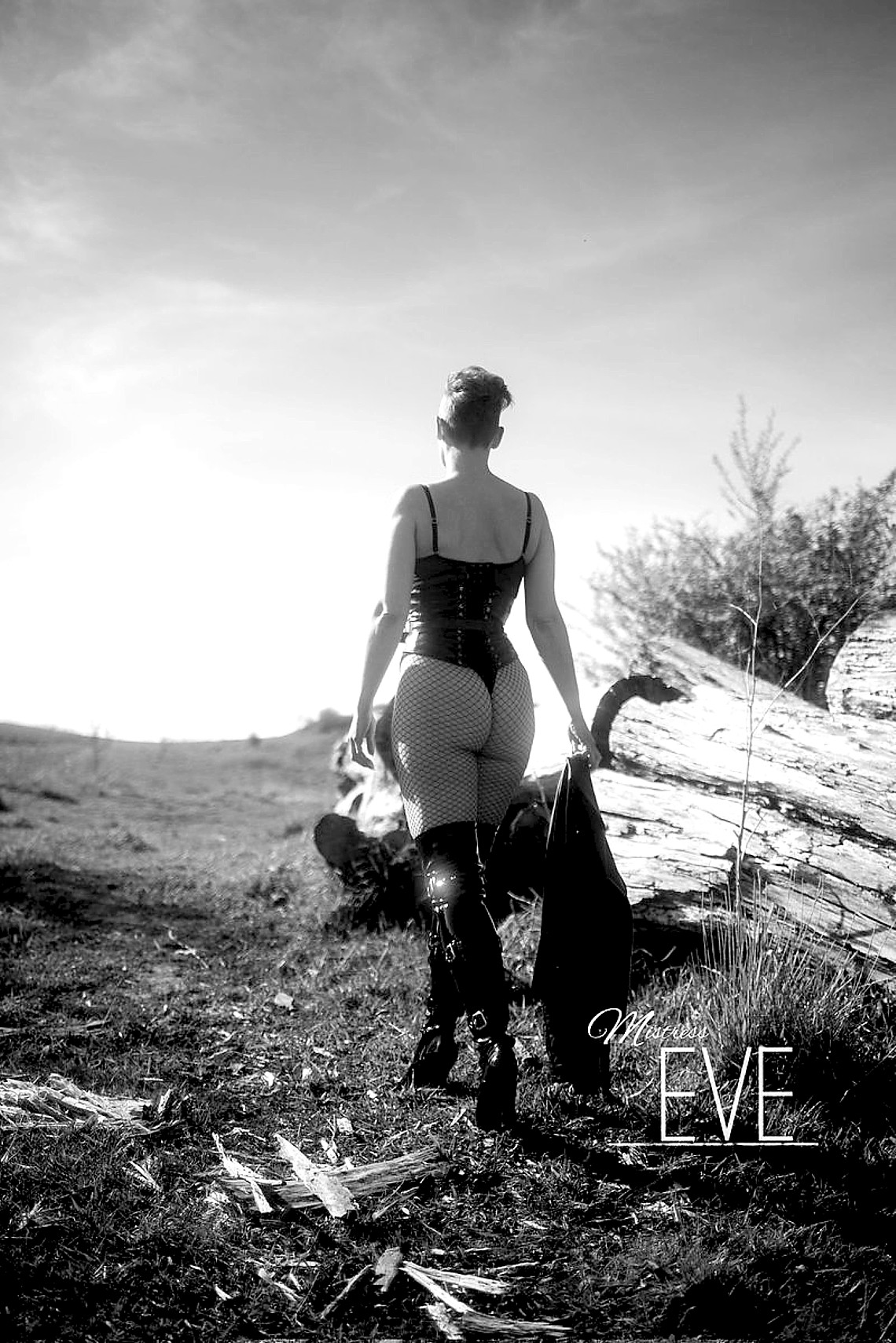 Mistress Eve Donna Fiera
