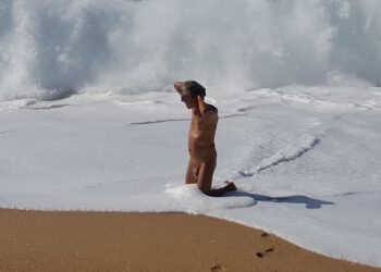 Goddess Shiva (Mrs. Linda Electra) zoekt speelslaafjes, omg. Oostende (B)