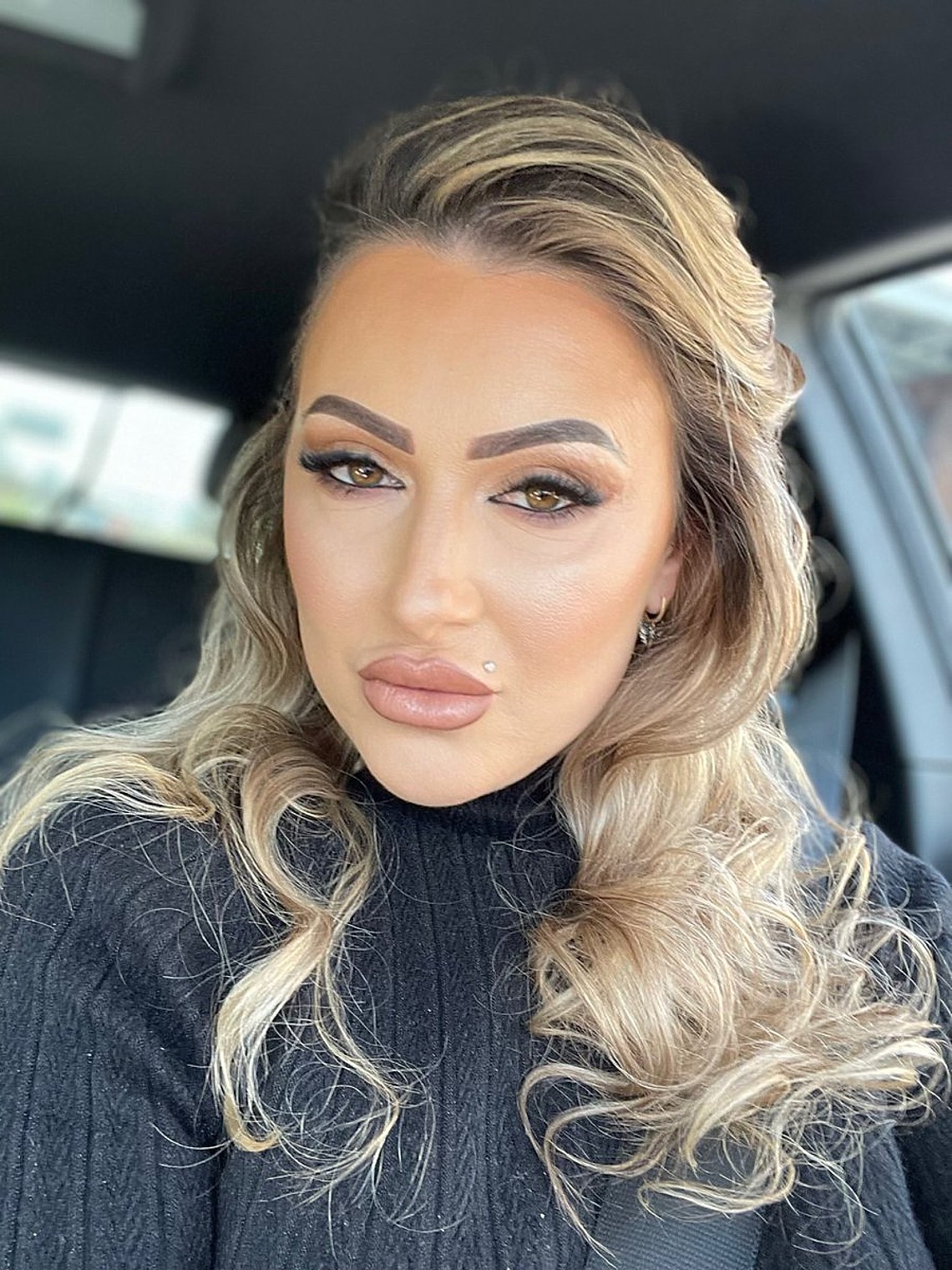 Meesteres Elena en haar zomerkapsel Meesteres Elena