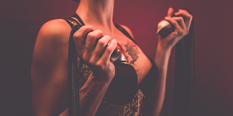 Lady Syene, half-Française, half-Nederlands …