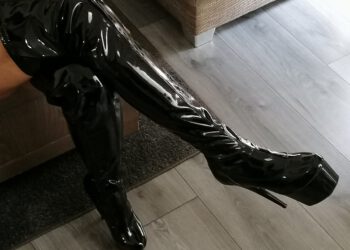 Meesteres Lola Savage ontvangt weer!! (Alkmaar en Zaandam, 7/7!)