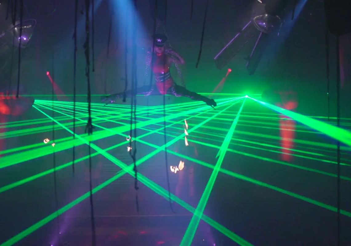 Printscreen van scene uit de laatste aftermovie van Wasteland Amsterdam (zie site, eerste link) Wasteland Amsterdam