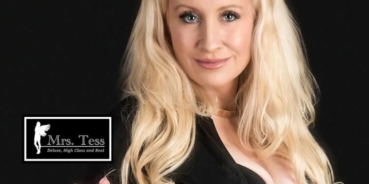 Meesteres Tess heeft een aanbieding. Een dubbele zelfs!