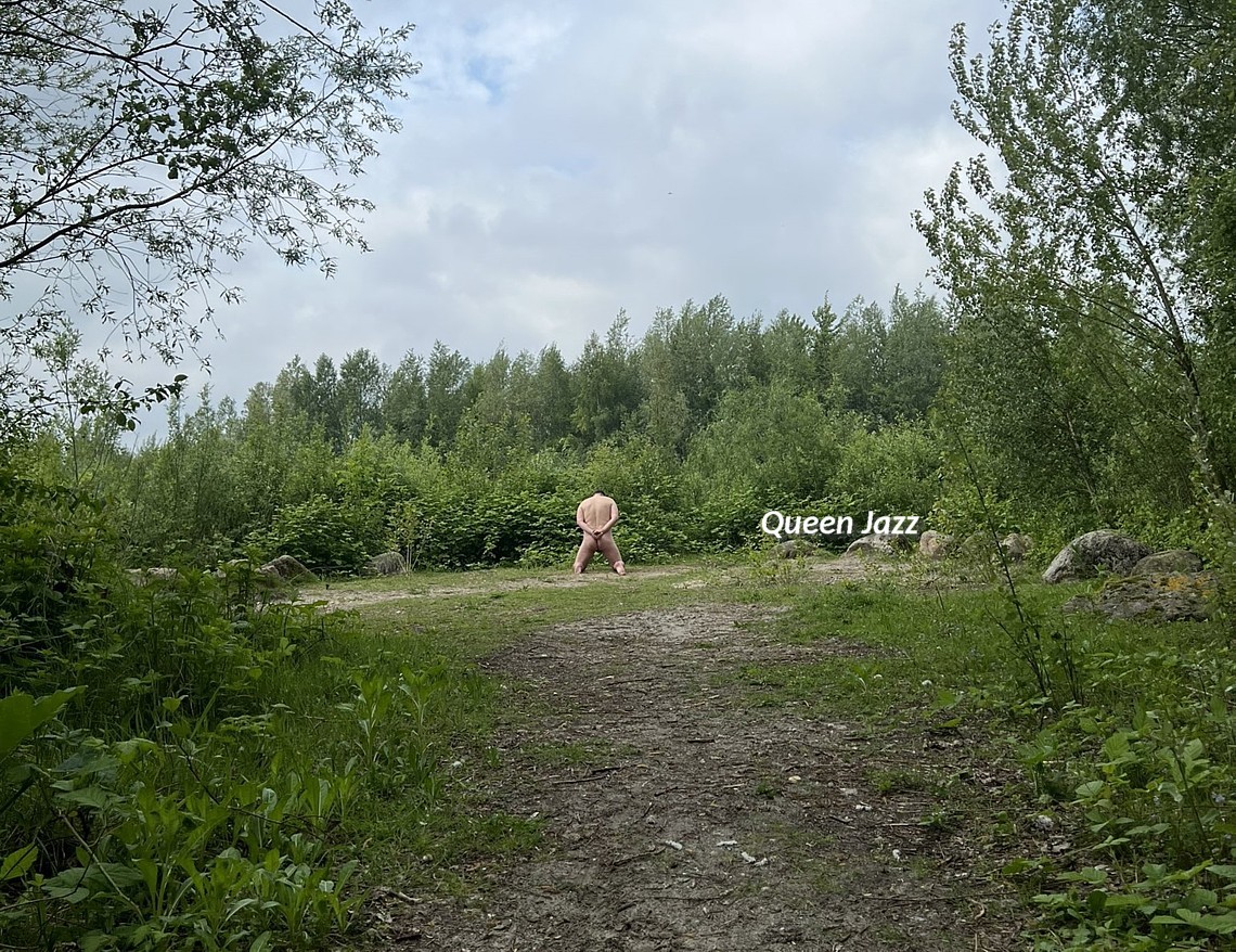 Queen Jazz houdt van de natuur; Queen of the Forest Queen of the Forest