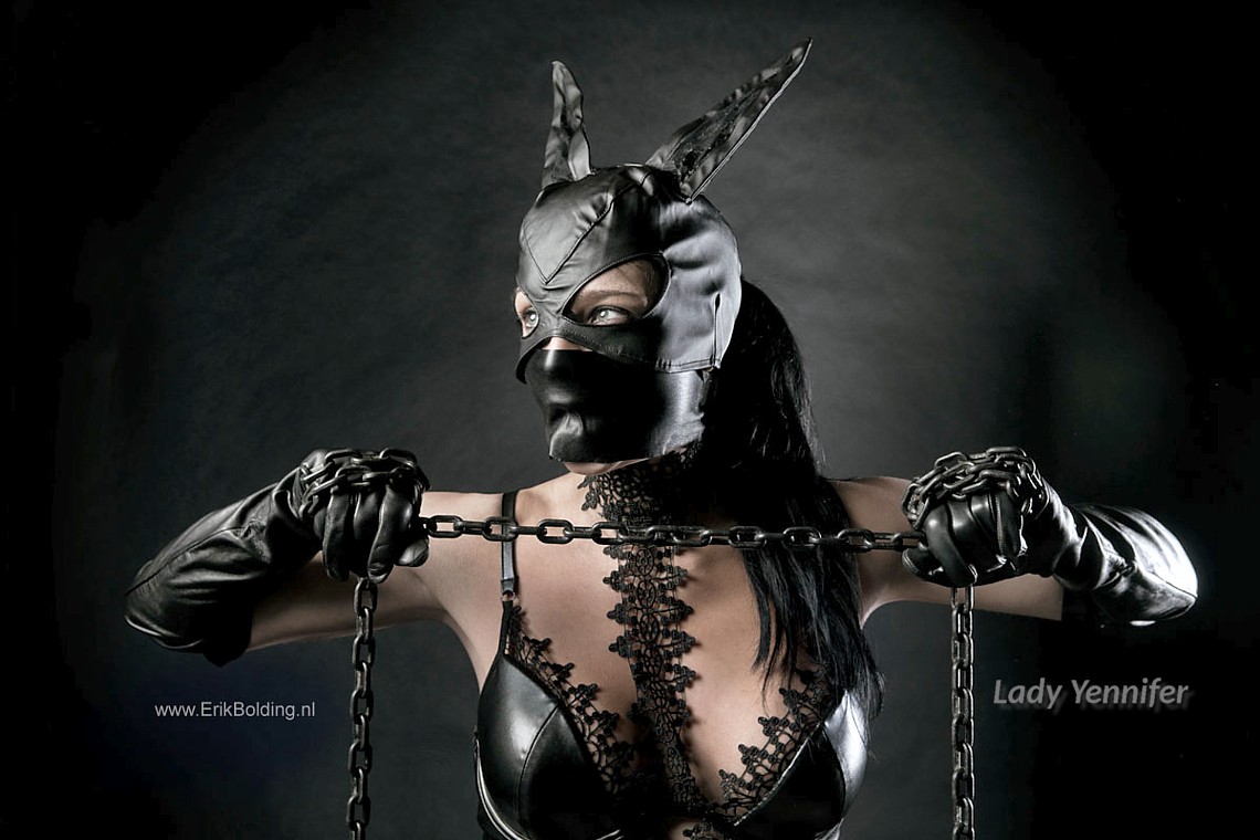 Lady Yennifer, ook seksMeesteres Lady Yennifer