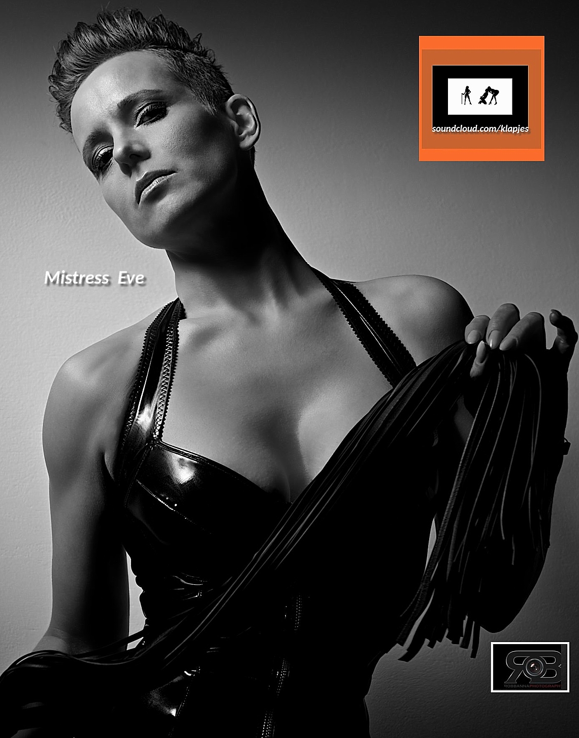 Wat denkt Mistress Eve als ze jou in haar macht? Hopelijk deel 1 in een lange, lange reeks... Wat denkt Mistress Eve