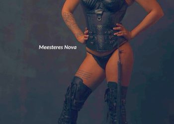 Meesteres Nova “nieuwe stijl”! Interview volgt ennn… slaven gezocht!