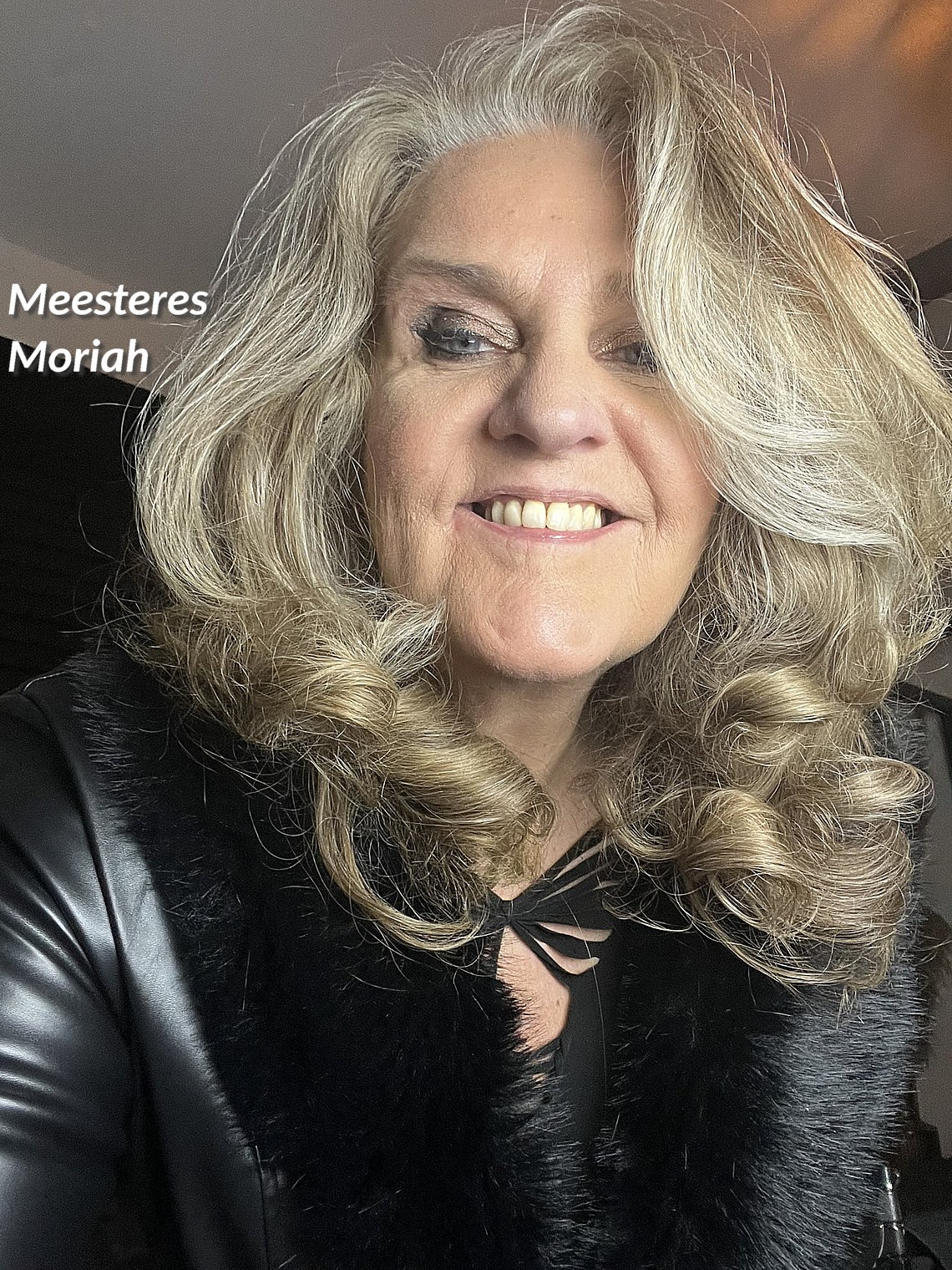 Meesteres Moriah, uw host bij de podcasts Podcasts Moriah