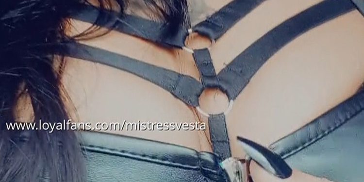 Eigen site voor Meesteres / Mistress Vesta én… Loyal Fans-actie!